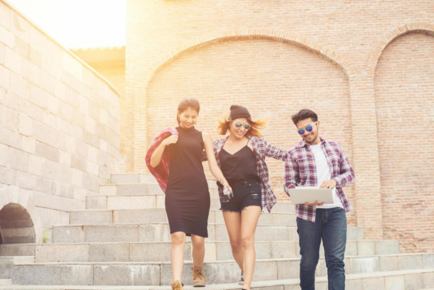 Analyse de données financières sur écrans multiples