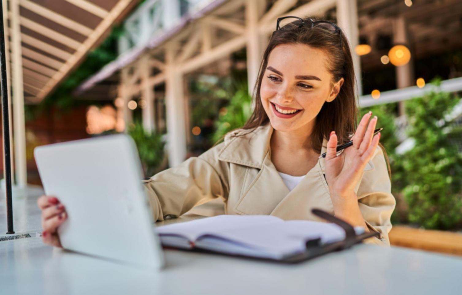 Session de formation xilvorynqosa avec experts partenaires